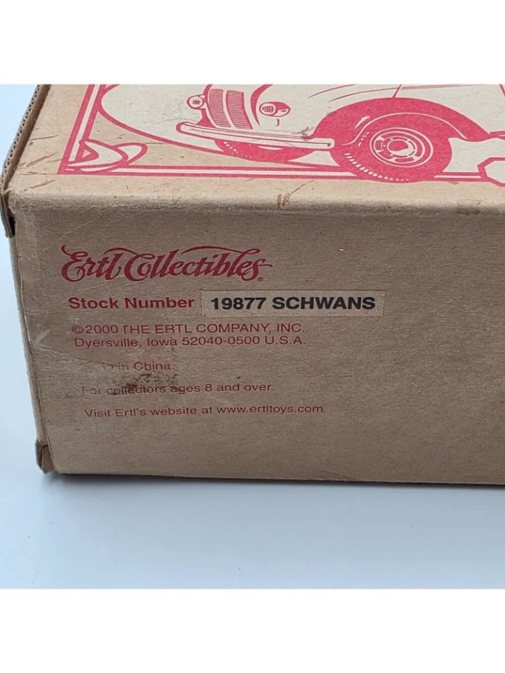 Ertl Collectibles 1950 Divco Delivery Truck Schwan's Dairy Ice Cream w Box 2000